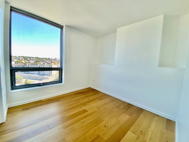 Building Photo - 2Bd/2Ba Seattle Condo