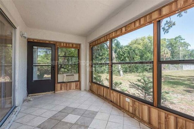 Building Photo - 3421 Tricon Ln