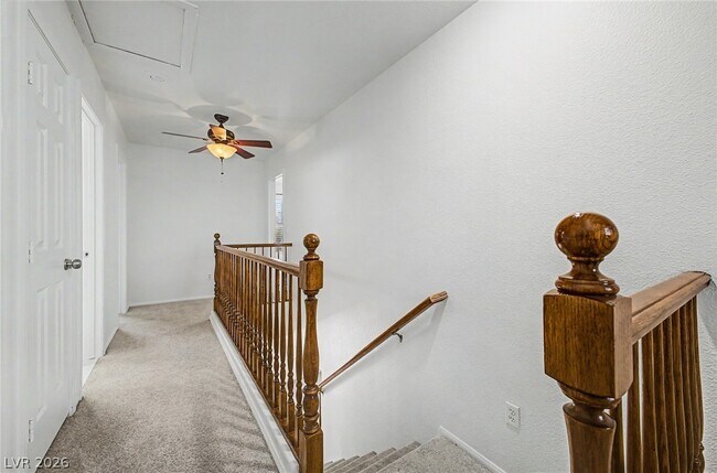 Building Photo - 10547 Lilac Tree Ave