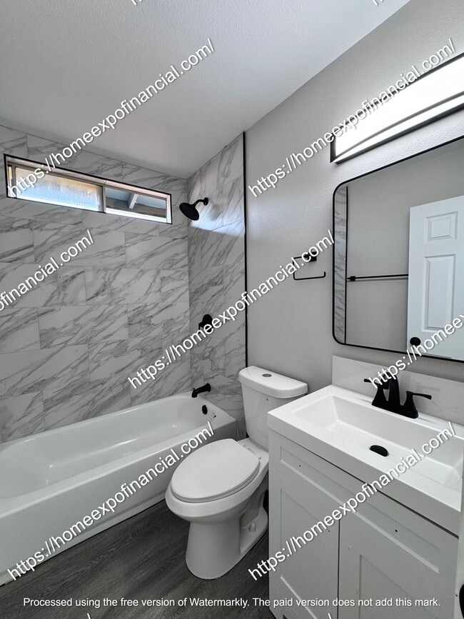 Building Photo - Nice Home For Rent