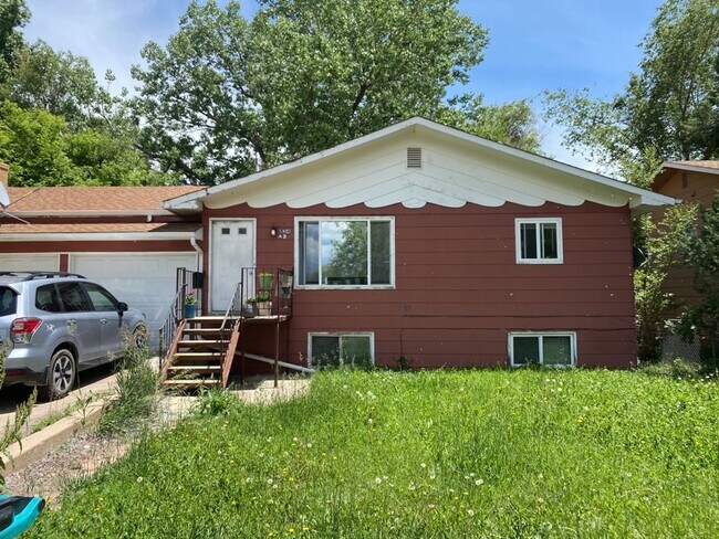 Building Photo - 2 Bed 1 Bath Duplex in Country Setting - NW Ft. Collins