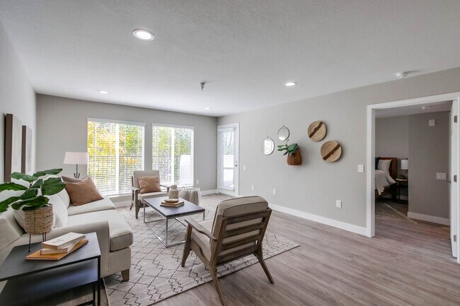Interior Photo - Eugene Eddy