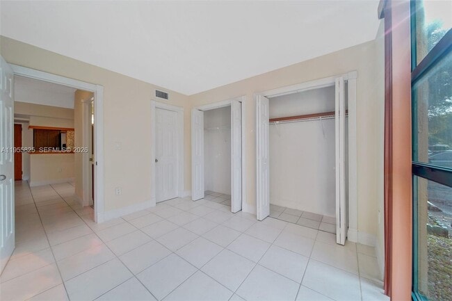 Building Photo - 11800 SW 18th St