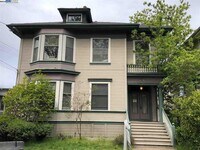 Building Photo - 1173 Park Ave E