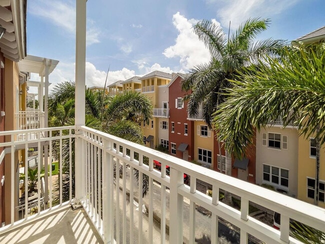 Building Photo - 2343 Vintage Dr