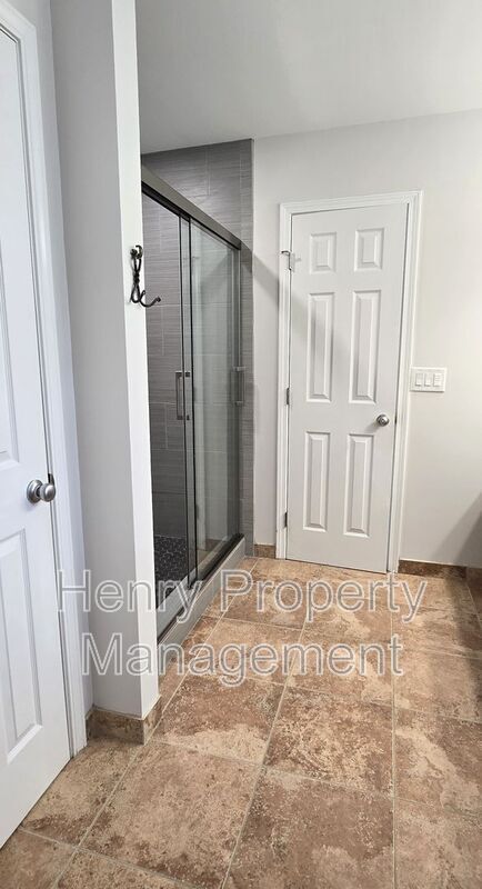 Building Photo - 5108 Mabe Dr