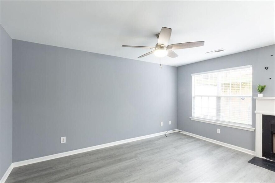 Building Photo - 6726 Gallant Ct SE