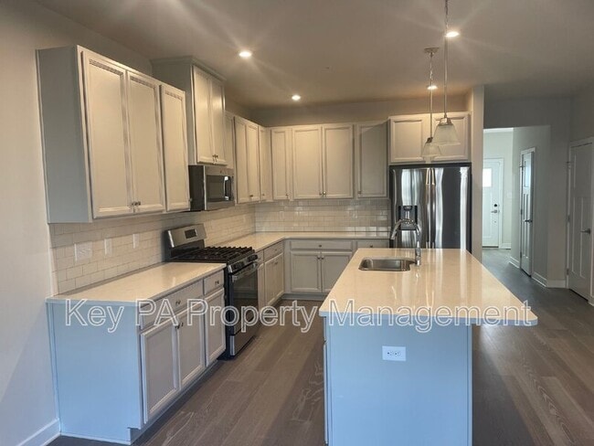 Building Photo - 205 Hibiscus Way