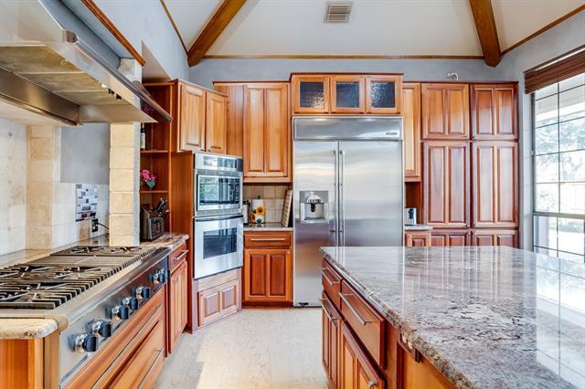 Building Photo - 9812 Canyon Crest Cir