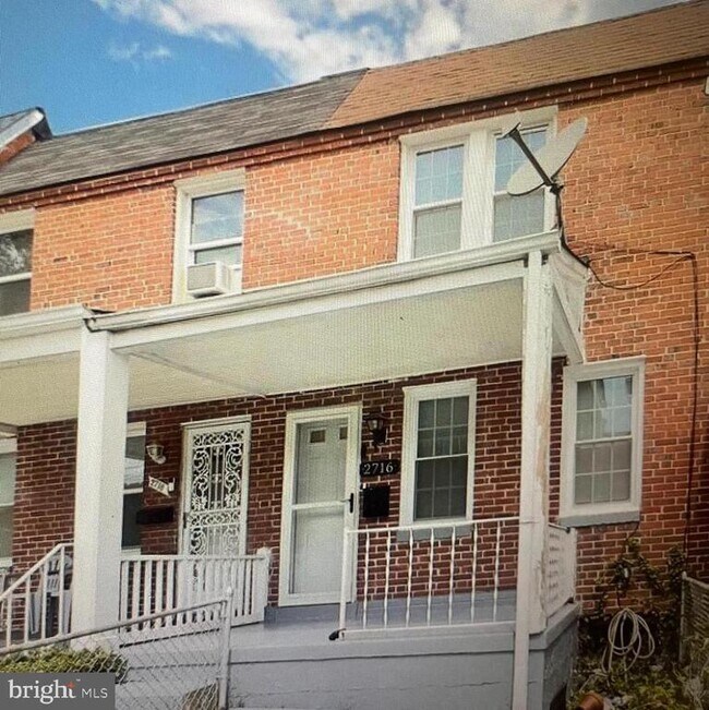 Building Photo - 2716 W Lanvale St