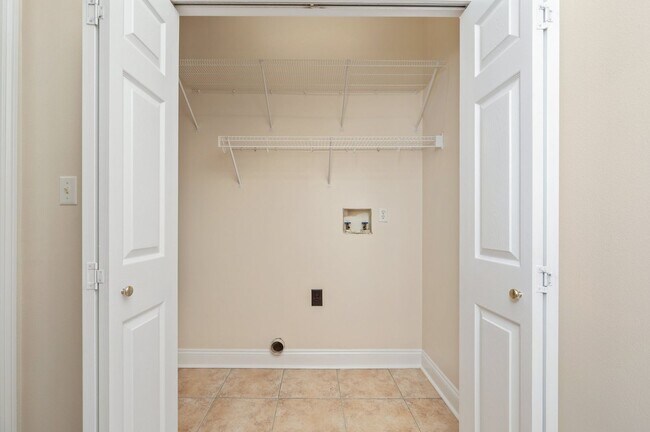 Building Photo - Lovely 3 Bedroom in the Heart of Niceville!