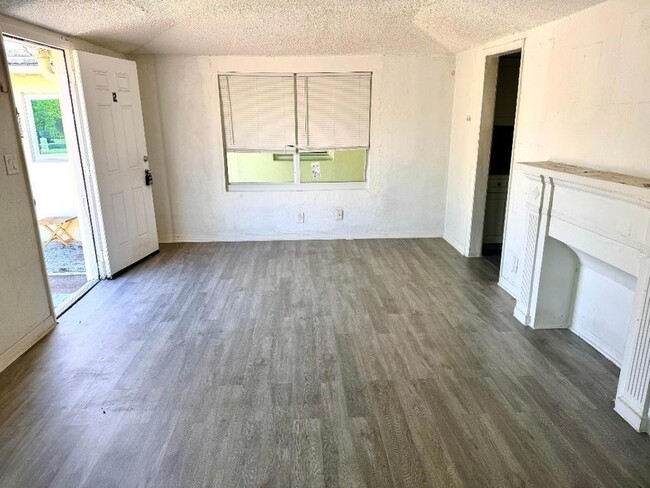 Building Photo - 312 Walton Blvd