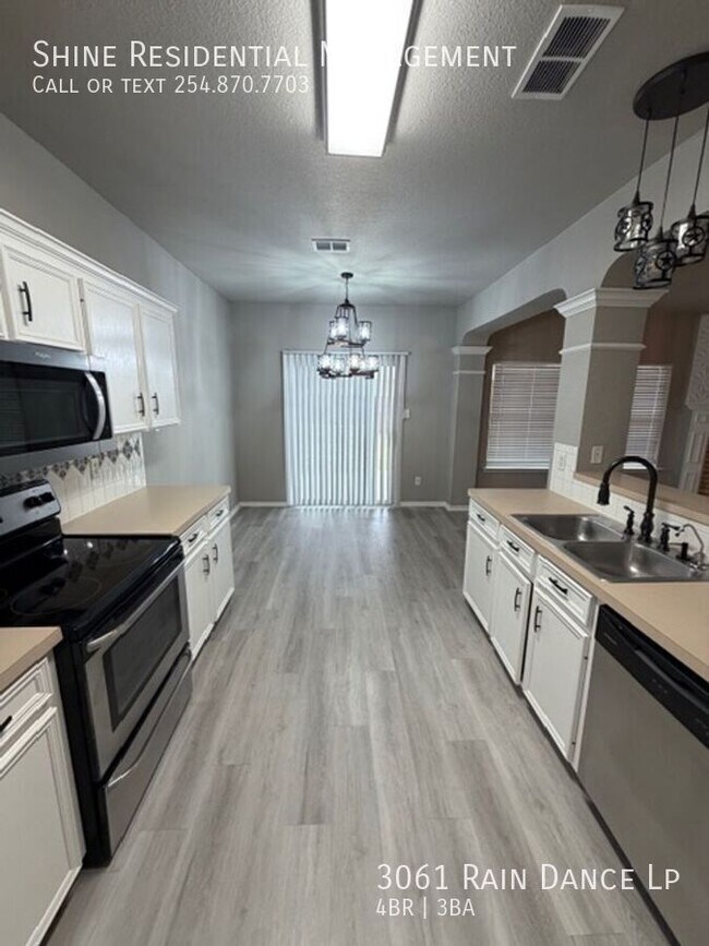 Building Photo - 3061 Rain Dance Loop