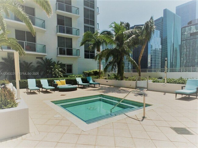 Building Photo - 1050 Brickell Ave