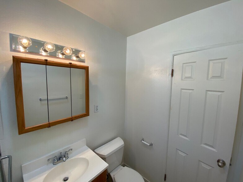 Building Photo - 3608 Keystone Av