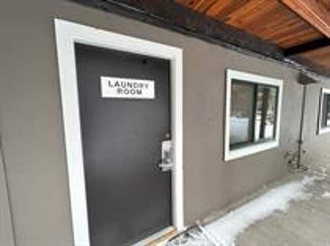 Building Photo - Downtown Breck 1bed/1bath.