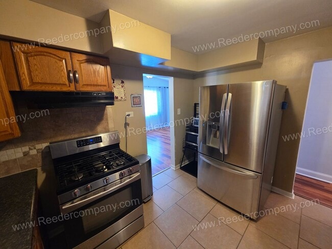 Building Photo - Spacious 2 bed 1.5 bath house in Hammond