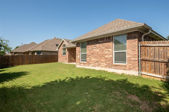 Building Photo - 10913 Golfview Way
