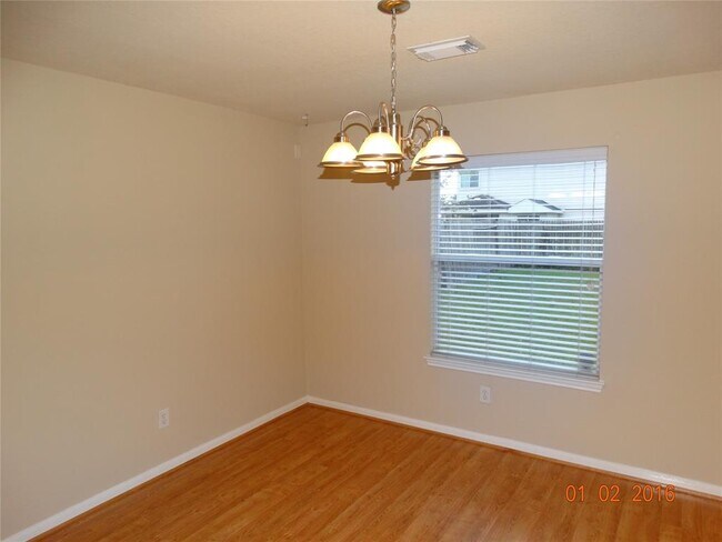 Building Photo - 2414 Gwenfair Dr