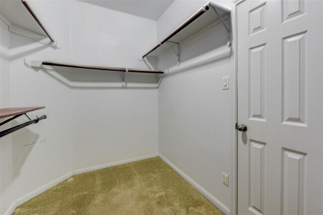 Building Photo - 13306 Misting Falls Ln