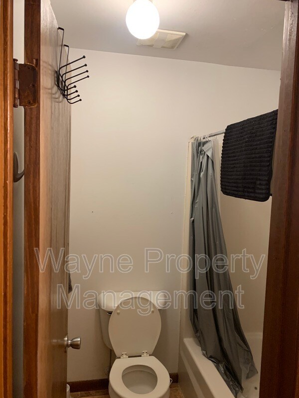 Building Photo - 1219 2nd St