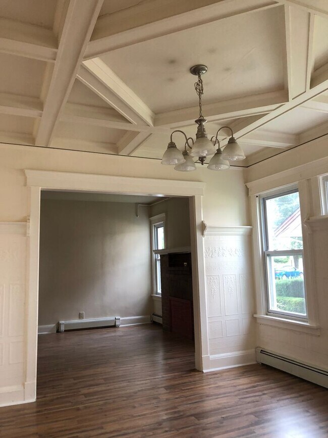 Building Photo - 41LA