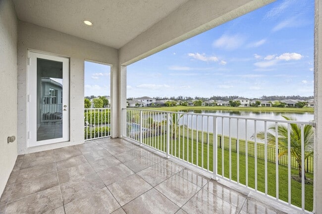 Building Photo - 16007 Whippoorwill Cir