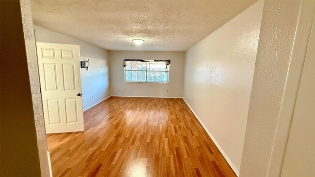 Building Photo - 13034 Birch Grove Dr