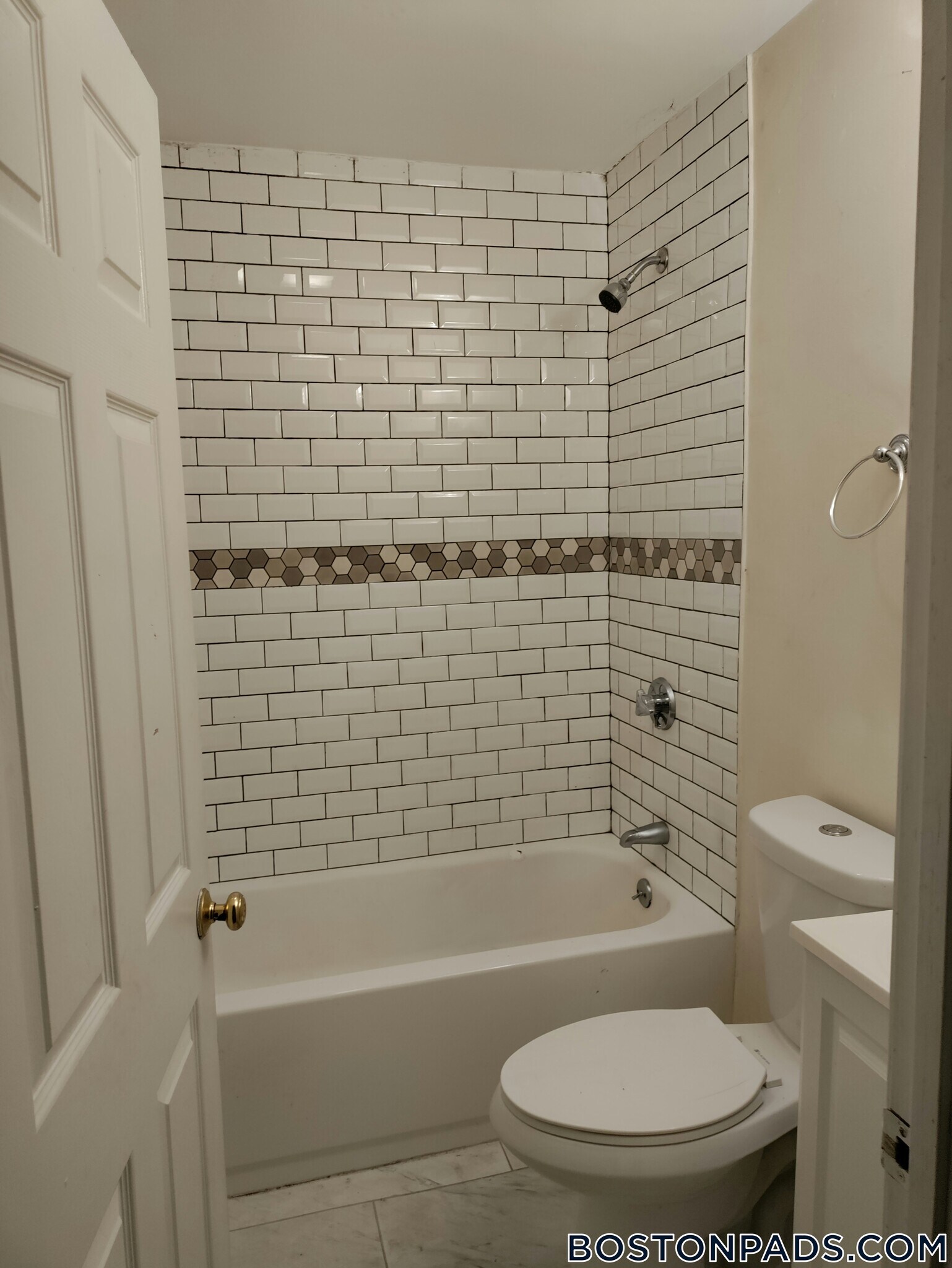 Building Photo - 217 Beaver Dam Rd