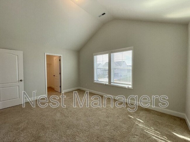 Building Photo - 155 Cromwell Ct