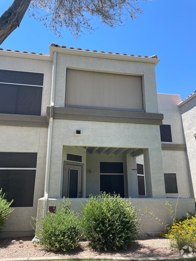 Building Photo - 11375 E Sahuaro Dr