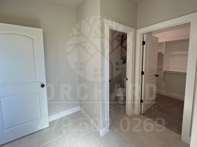 Building Photo - Farmington- Single-Family Home- Stunning Chase Plan