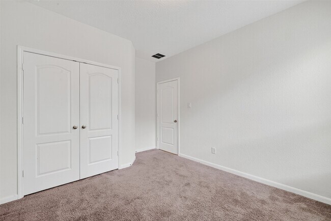 Building Photo - 25611 Reign Wayman Ct
