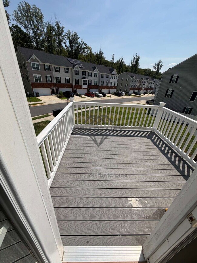 Building Photo - 501 Rolling Valley Dr