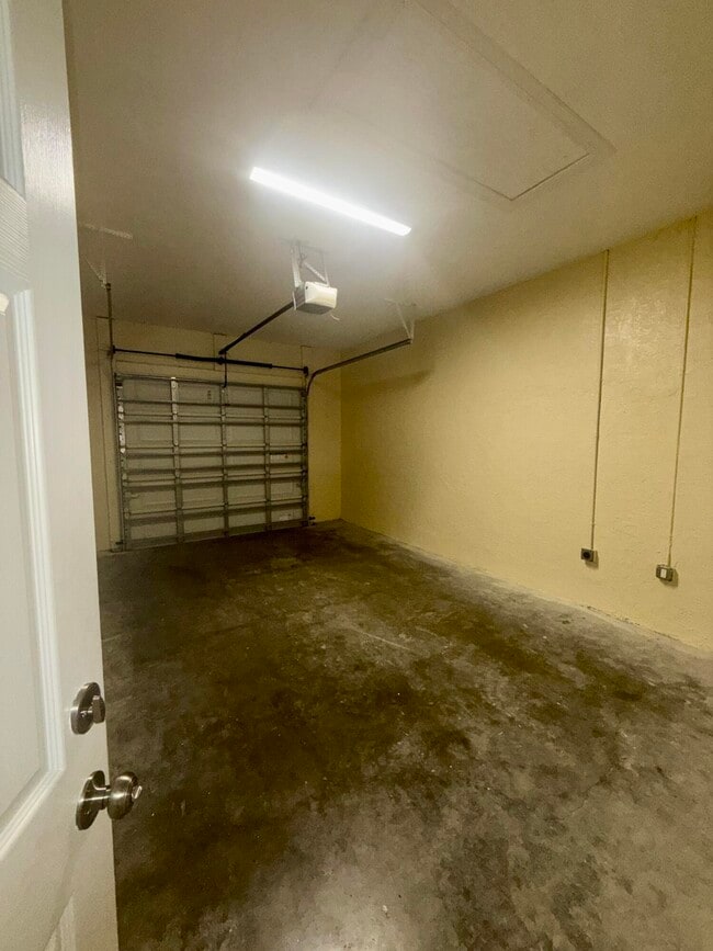 Building Photo - 12094 Citrus Grove Blvd