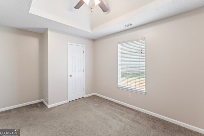 Building Photo - 1650 Deer Crossing Terrace