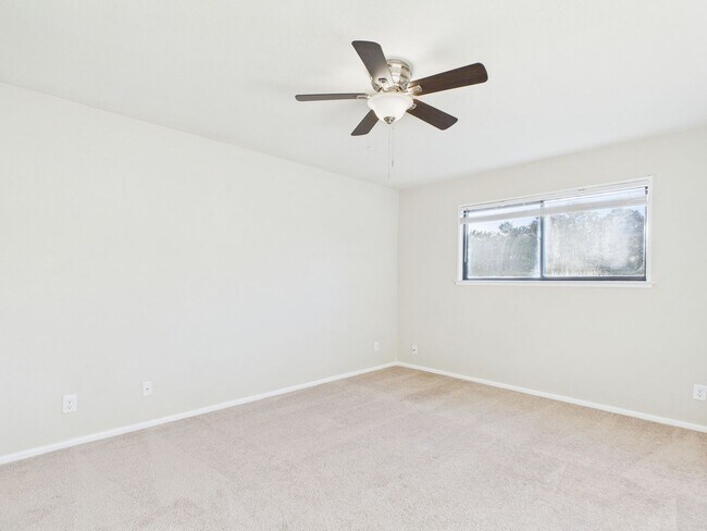 Building Photo - 107 Frederick Rd