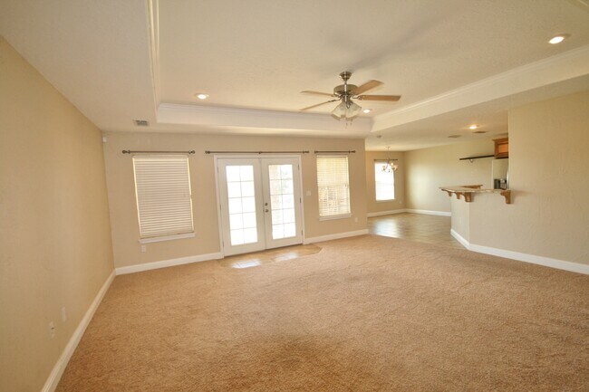 Building Photo - Stunning 3 Bed Brick Home! Zia School District !