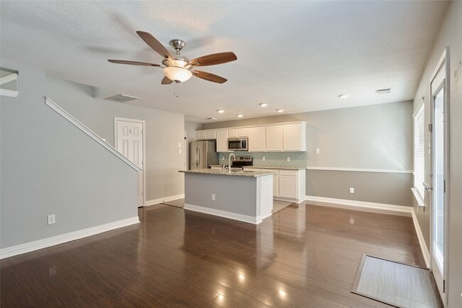 Building Photo - 39 N Walden Elms Cir