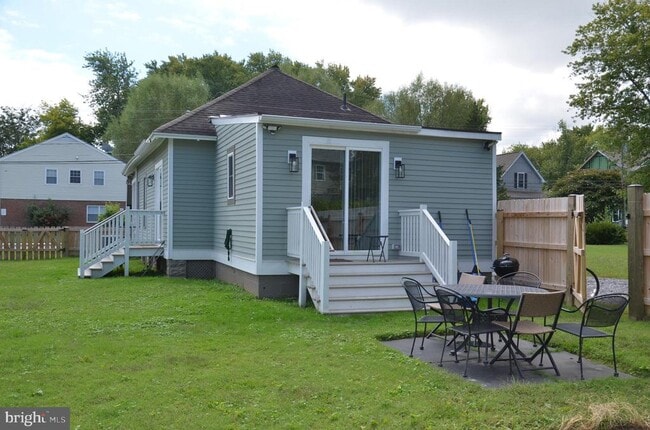 Building Photo - 207 Dodson Ave