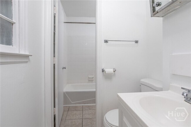 Building Photo - 5 Ossabaw Rd