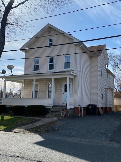 Building Photo - 11 Cross St