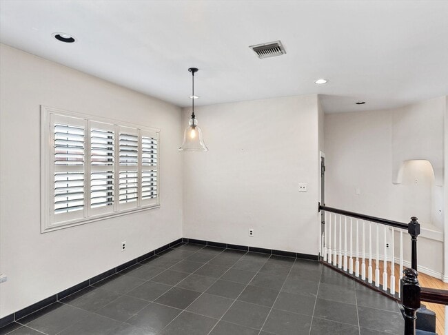 Building Photo - Sam Hughes Remodeled Home
