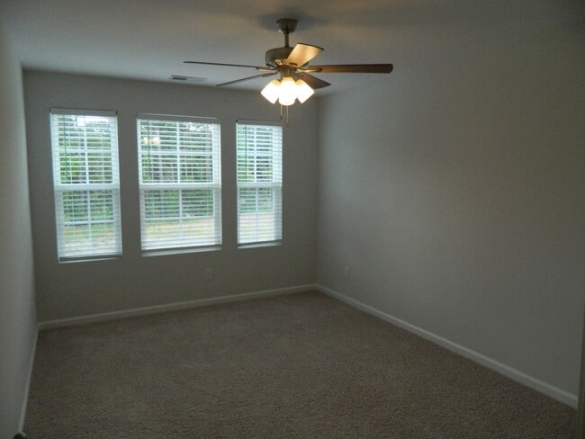 Building Photo - 1197 Little Gem Ln