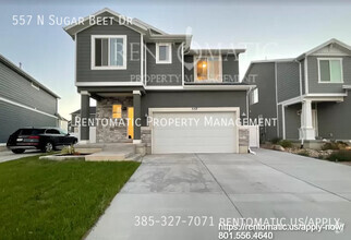 Building Photo - 557 Sugar Beet Dr