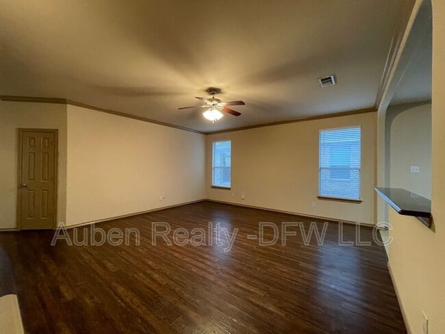 Building Photo - 532 Baverton Ln