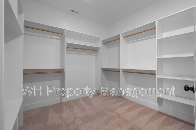 Building Photo - 311B 54th Ave N