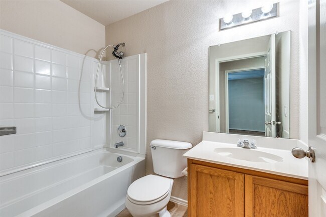 Building Photo - 1909 Diamond Lake Trail