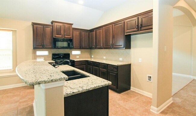 Building Photo - 3640 Rosalina Loop