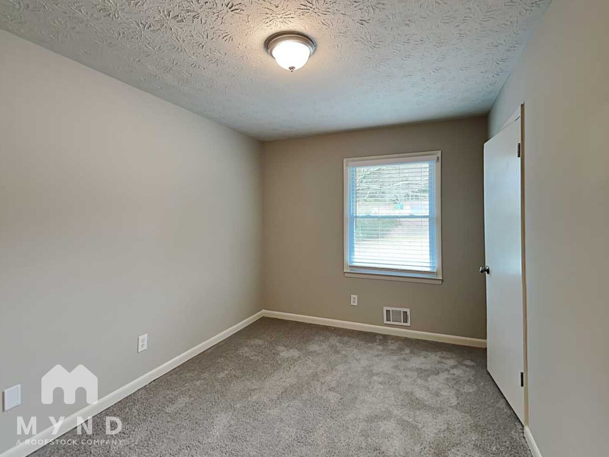 Building Photo - 3798 Leach Rd